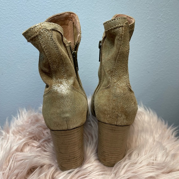 Seychelles Gold fleck Booties - Picture 2 of 5